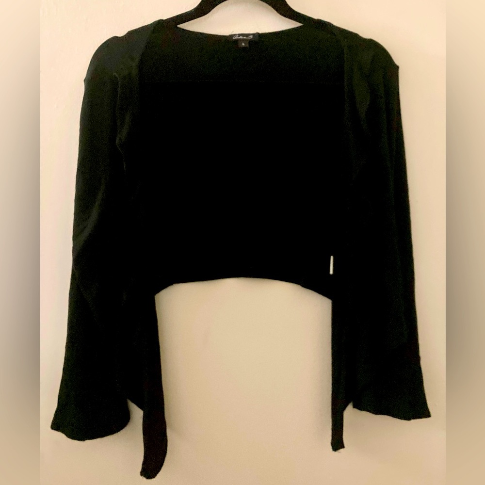 Arden B SOLD Black Shrug ruffle detail - Picture 1 of 12